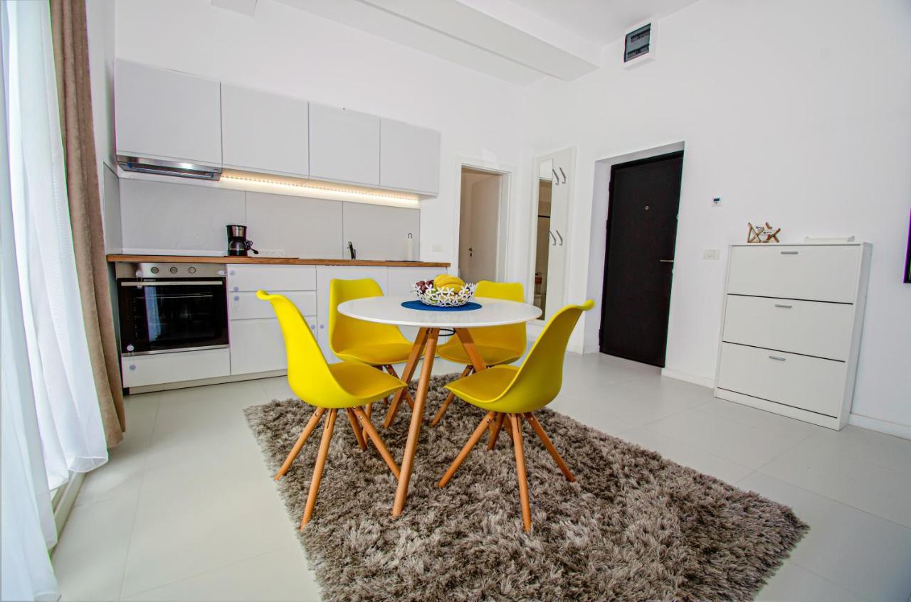 Forest By The Sea - Bychoice Apartment Jupiter Bagian luar foto